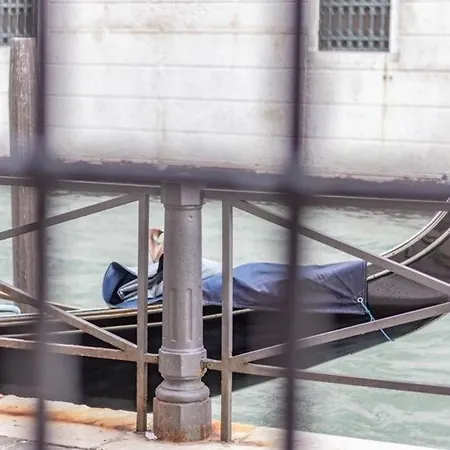 Ferienwohnung Fuer 8 Personen Ca 150 Qm In Venedig, Adriakueste Italien Und Umgebung Apartmán *